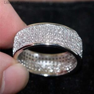 Bandringar Shine Silver och Gold Color Women Ring Round Inlaid White Zircon For Men Engagement Wedding Jewelry Gift H240424