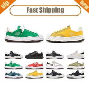 Designerschuhe Goldene Sneakers Schuhe Mode lässige Schuhe für den alten mehrfarbigen Sommer im Freien Sport Trend Schuh schwarzer Verkauf weiß gelb Grün Blau