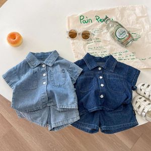 Kleidungssets 22213 Baby Set 2024 Summer Boy's Short Sleeve Anzug Cowboy Denim Shirt Shorts hübsches Zweiteiler