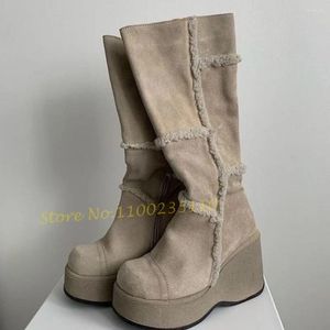 Stivali pelliccia di giunzione piattaforma alte donne alte donne inverno rotonde marrone spicchi marrone outfit da ragazza in cambio scarpe lunghe solide di grandi dimensioni