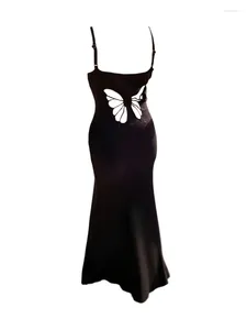 カジュアルドレスフォーマルな機会セクシーなスパゲッティストラップドレス春の夏の夕方の蝶のくぼみフロックストリートウェアエレガントファッション
