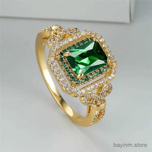 Hochzeitsringe Klassische Goldfarbe Ehering Frauen Luxus Kristall Verlobungsring Grüne Zirkon Quadratsteinringe für Frauen minimalistische Bands