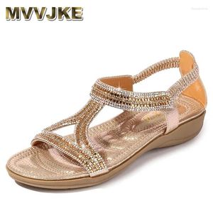 Buty swobodne dhinestone panie letnie europejskie i amerykańskie w stylu puste sandały Bling Women Sandals Miękki dolny nachylenie