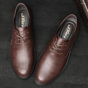 Casual skor äkta läder män brittisk stil sneakers män passar mode manlig formell klänning lägenheter gentleman