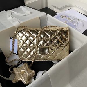 24C Saco de ombro de couro de patente feminino Gold/prata clássica sacos acolchoados com charme de encantamento de estrela Metelasse Chain Crossbody Bolsa e bolsas 2713