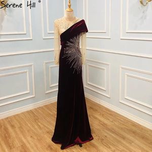 Party Dresses Serene Hill Muslim Wine Red Velvet Luxury aftonklänningar 2024 sjöjungfrupärla elegant för kvinnor LA70980