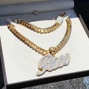 Özel VVS Moissanite Diamond Sterling Gümüş Altın Buzlu Çıkış Mektup Kolye Kolye Küba Bağlantı Zinciri Hip Hop Adı 92WL