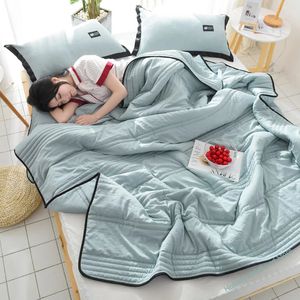 Summer Air Condition Quilt Thin Stripe Lightweight Comforter Full Queen Breathable Sofa Office Bed Travel Quilts Throw Blanket 240424