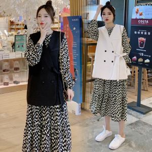 Supplies Maternity Autumn Long Lantern Sleeve Chiffon Dress Plus Size ONeck Ruffle Patchwork Pregnant Women Polka Dot Mermaid Dress Cute