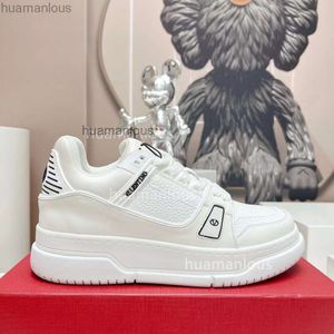 Sole Designer Sneakers Board Small Leather äkta nya mäns vo skor Trainer Casual White Women's High Rise mångsidiga tjocka andningssporter 598f