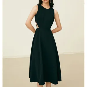 カジュアルドレスブラックドレス女性の夏のウエストカットアウトデザイン小さなスカート甘くてスパイシー