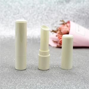 Lagringsflaskor Beige Plastic Lipstick Tube Beveled Mouth återanvändbar tom DIY handgjorda bärbara kosmetika dispenserflaska