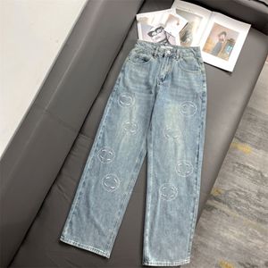 Kvinnors jeans designer jeans ljus lyx enkla bokstäver broderi blå byxor vår sommar ny lös casual mångsidiga byxor