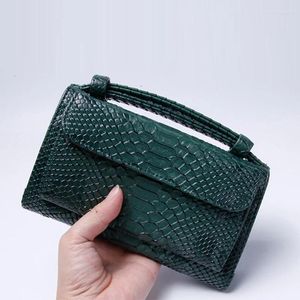 Saída de fábrica de cordas de tração! Bola de estilo feminino de estilo da Arábia Saudita Bolsa de couro pequena bolsas de ombro de cadeia de crossbody