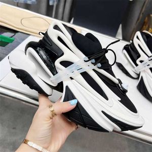 Designer Casual shoes mens Running shoes thick high bottom Training shoes classic black white collocation sports shoes man woman