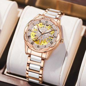 Brand innovation New fashion explosions quartz watches electronic watches sell explosive men's and women's models. 5A91