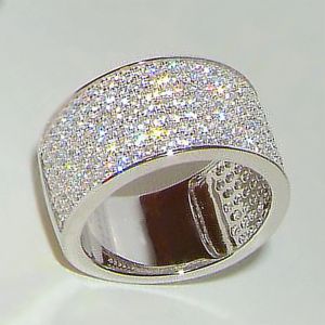 Zespoły Huitan utwardzone CZ Wysokiej jakości srebrny kolor żeński pierścień prosty design bling panny młodej ślubne kolczyki fantazyjne imprezowe biżuteria dla kobiet