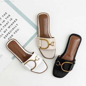 Slipper 2024 Summer Women Slippers Leather Square Toe Women Flats Flip Flops Designer Ladies Slides Sandaler Women Shoes Luxury Sandalsl2404