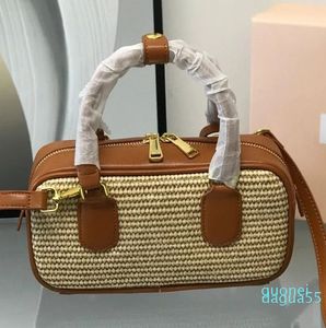 BASSE DESIGNER STHE SHOURD CEAD BABBY CHE BUSTURA DI LUSSO Signora Trend di moda Small Bag quadra