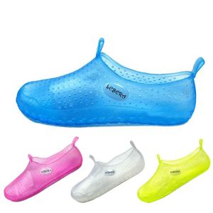 Scarpe nuove scarpe d'acqua da spiaggia per adulti e bambini velocemente traspiranti scarpe aqua a piedi nudi acqua