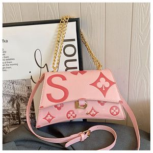 Women's Crossbody Bag Fashion And Versatile Summer Style Shoulder Bag With High-quality Chain Design Purse