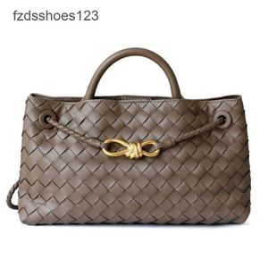 Gewebte Womens One Andiamo Cowide Schnalle Bottegs Schichtbeutel Schulter Designer Handtasche Taschen Venetas Neue Tasche Leder Metall High Seil 29 cm Totes Ckyb