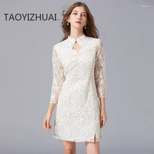 Повседневные платья Taoyizhuai Brand 2024 Spring и осень ретро-блестки с высокой талией в стиле знаменитости а-образное кружевное платье женское чёнсам