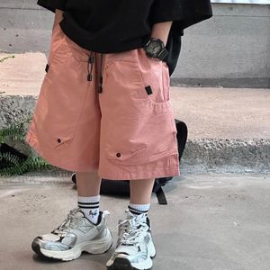 Byxor barn kläder stiliga löst andningsbara shorts 2024 sommar koreansk stil pojkar mode cool med rosa casual lastbyxor