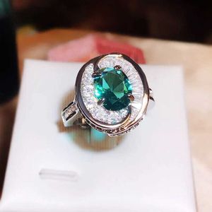 Band Rings 925 Silver New Neon Green Imitation Emerald Ring Vintage Large Diamond For Women Party Birthday Gift H240425