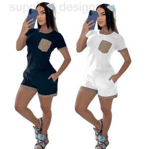 Women's Two Piece Pants designer DD0045 New Fashion and Casual Style Set Cotton Short sleeved Shorts Spliced 4JGN