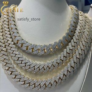 Lyxiga kubaner Anpassade 12mm-20mm guldpläterade mässingsprång AAAAA CZ Diamond Iced Out Cuban Link Chain Hip Hop Halsband för män