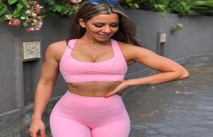 2019 Women Track -tracksuit Solid Yoga Set Seamless Running Fitness Jogging Yoga Bra Leggings Sump Sports Gym Sportswear Worder Allenamento vestiti 8692747