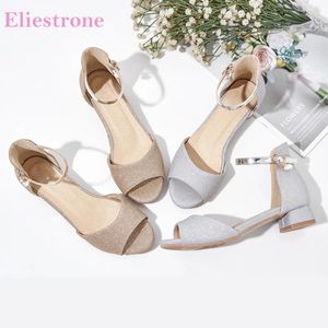 Casual Shoes Summer Lovely Gold Silver Women naken Sandaler Fashion 3cm Low Heel Lady Plus liten stor storlek 10 28 30 43