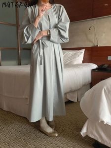 カジュアルドレスマタカワ春秋の女性ソリッド韓国ファッションランタンスリーブシックなエレガントなベスティドスムージャールーズヴィンテージロングドレス
