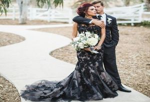 Applique Black Lace Wedding Abito da sposa sirena Sheer Neck Tulle Gothic Abiti da sposa Plus size 2019 Vestidos de Novia Tallas Grances BR4036112
