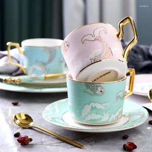 Tazze in ceramica tazza di caffè britannico di tendenza piccolo piatto di lusso set di home office fiore di tè pomeridiano