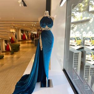 Party Dresses Thinyfull Arabic Mermaid Evening Dress Halter Neck Morocco Soft Velvet High Split Beading Prom Long Women Gowns