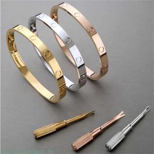 Braggini personalizzati Bangles Designer Coppia di gioielli Braccialetti da ballo abbinato Simple Accessori squisiti di gioielli vintage ispirati abbinati 3v2m