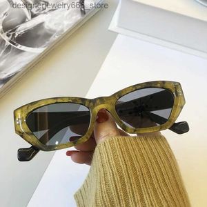 Солнцезащитные очки персонализированные солнцезащитные очки маленьких кадров для женщин модные и модные солнцезащитные очки для кошачьих глаз ретро и универсальная уличная фотография Q240425