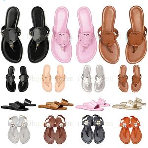 Luxusflops Lüftung Putschern Sandalen Sandalias Rutschen Strand Folien Damen Brown Gold Flats Slipper Mules Outdoor Ladies integriert Burchsandal Famoius Tori