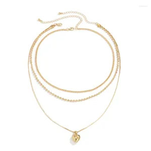 Colares pendentes adoram colar de várias camadas de três peças para mulheres de verão 2024 Acessórios de estilo europeu e americano Chain Clavicle Chain