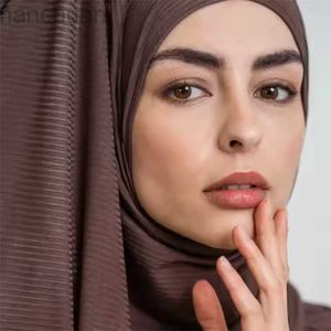 Hijabs Jersey de malha muçulmana PLEAT Hijab Shawls Sconef Color Solid Head envolta hijabs macios Ladies Scarves D240425