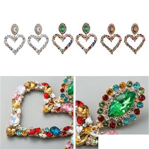 Dangle żyrandol 1 para błyszcząca tęczowa kryształowy kryształowy rhinestone duży serce wisiorek w zawrotce kolczyki Oświadczenie Kobiet mody Jewelr2430 Drop dhlfp