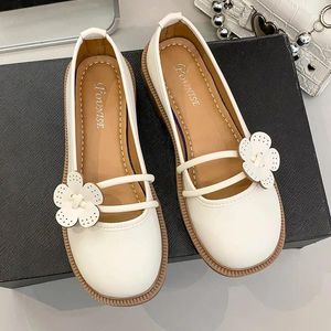 Sapatos casuais Mulher 2024 Trend Solid Flower Flats Mary Jane Zapatos JK Dress Sandals redondos Sandals Spring Summer Summer Outono