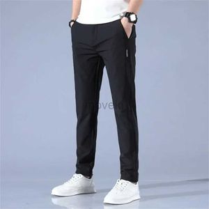 Mäns byxor 2024 Koreanska herrarna Slim Fit Pants Ice Silk Breattable Leisure Sports Pants Fashion Pants D240425