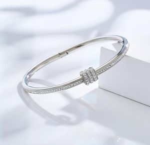 Качественный Allmatch Fashion Mud Diamond Nail Bracelet Женская гальванированная 18 -километровое золото