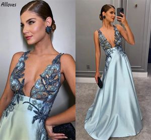 Sexy Plunging V Neck Evening Dresses Embroidery Lace Beaded A Line Satin Formal Party Gowns Sleeveless Sweep Train Women Second Reception Prom Dress Vestidos CL3523