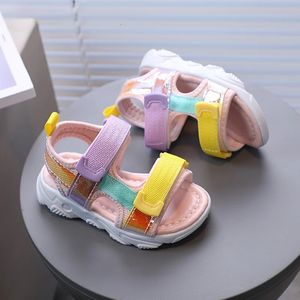 Baywell Girls Sandalet Yaz Çocukları Ayakkabı Moda Işık Yumuşak Daireler Toddler Bebek Erkek Bebek Sandalet Bebek Günlük Plaj Çocuk Ayakkabı 240411