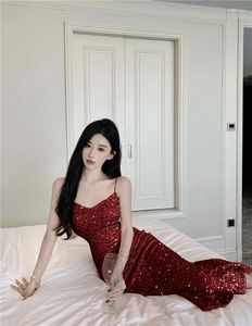 Casual Dresses Women's Red Sequin Dress Elegant Velvet Sexy Strap Wrapped Hip Female Summer Autumn Black Sling Bottom Long