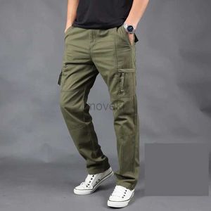 Herrenhosen Herbst Winter Winter Herren Ladung Hosen Hosen lässige Multi -Taschen -Militärtaktik -dicke männliche Outwear Armee Straight Hosen Lange Hosen D240425